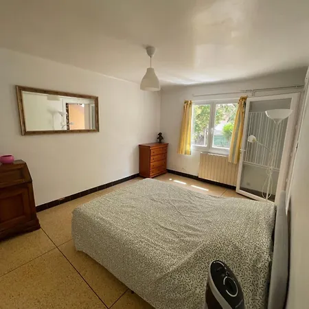 Dom Tatil Evi Carqueiranne